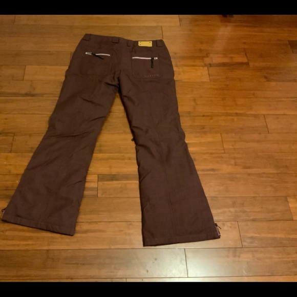 Oakley Snowboarding Pants - Picture 3 of 6